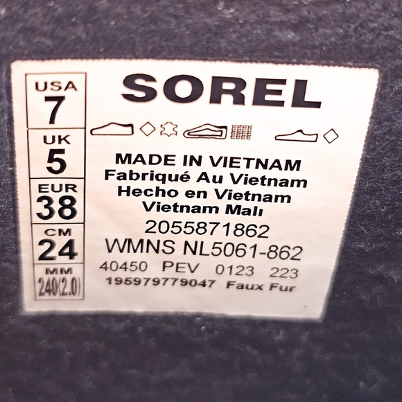 Sorel Caribou Royal Boots Bold Modern Snow Boot Womens 7 NWT - Picture 6 of 16